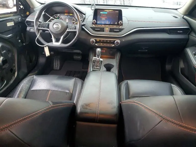 2019 NISSAN ALTIMA SR  