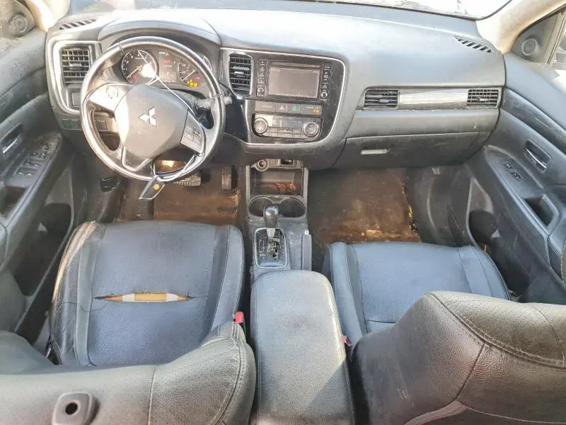 2016 MITSUBISHI OUTLANDER SE  