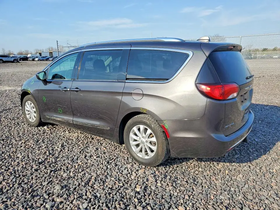 2018 CHRYSLER PACIFICA TOURING L PLUS  