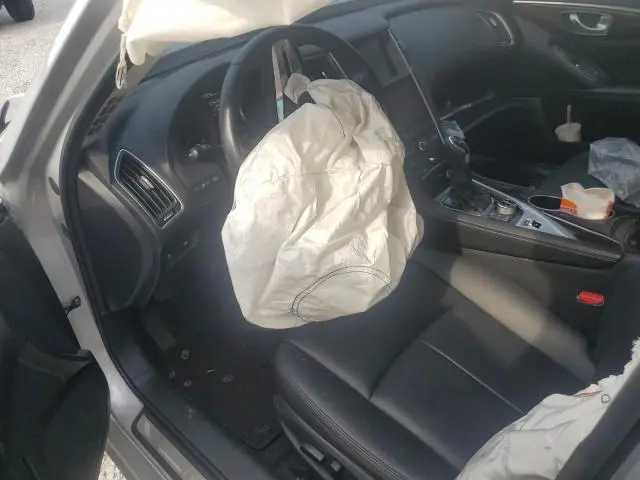 2019 INFINITI Q50 LUXE  