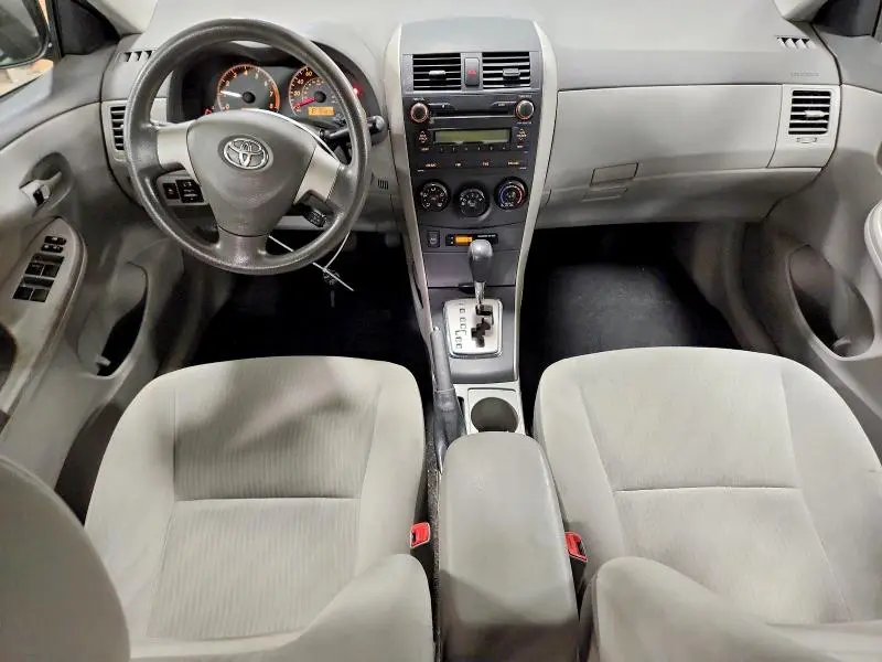 2010 TOYOTA COROLLA LE  
