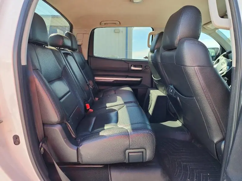 2015 TOYOTA TUNDRA SR5  