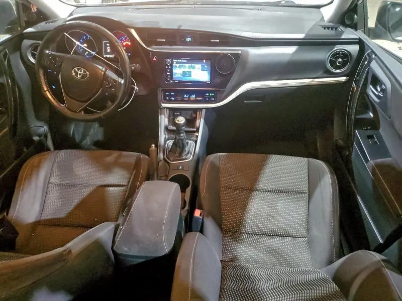 2017 TOYOTA COROLLA IM   