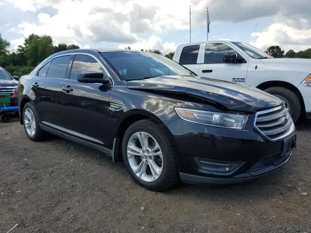 2015 FORD TAURUS SEL  