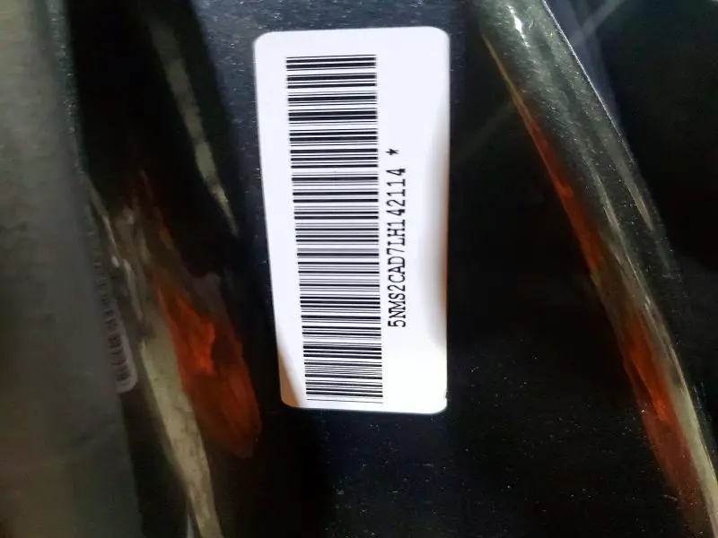 2020 HYUNDAI SANTA FE SE  