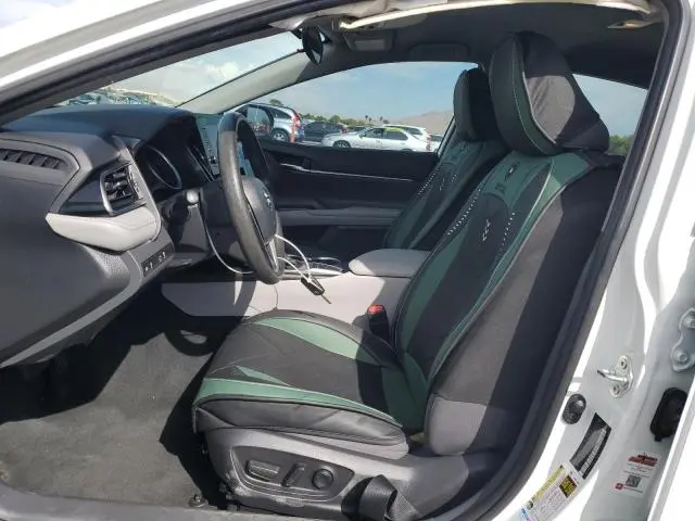 2022 TOYOTA CAMRY LE  