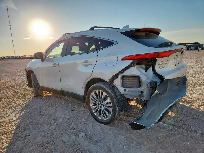 2024 TOYOTA VENZA LE  