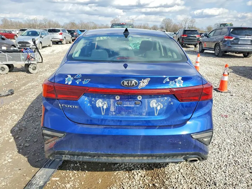2020 KIA FORTE LXS  