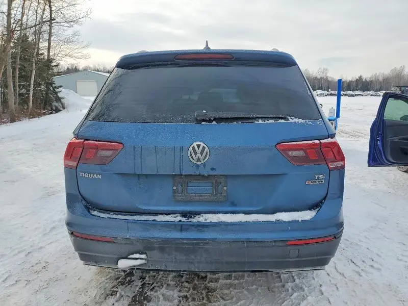 2018 VOLKSWAGEN TIGUAN SE  
