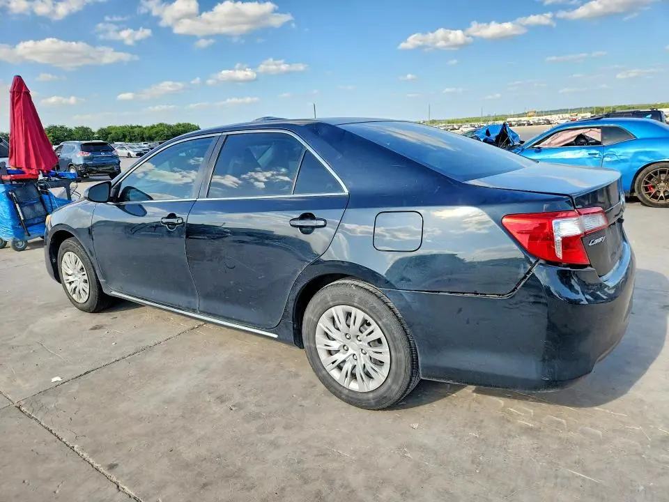 2012 TOYOTA CAMRY LE  
