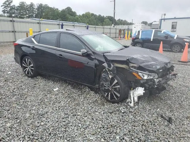 2021 NISSAN ALTIMA SR  