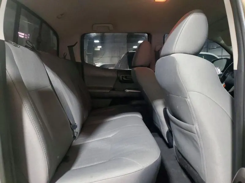 2017 TOYOTA TACOMA SR5 V6  