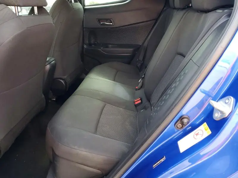 2018 TOYOTA C-HR XLE PREMIUM  