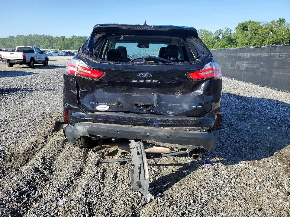 2022 FORD EDGE TITANIUM  