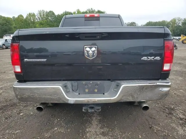 2016 RAM 1500 SLT