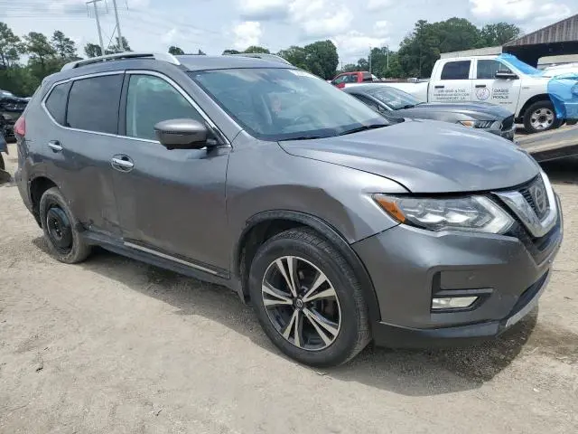 2017 NISSAN ROGUE SV  