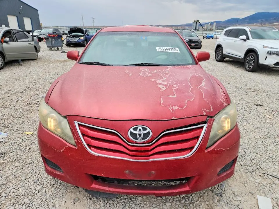 2011 TOYOTA CAMRY LE  