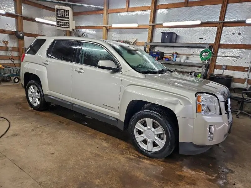 2013 GMC TERRAIN SLE  