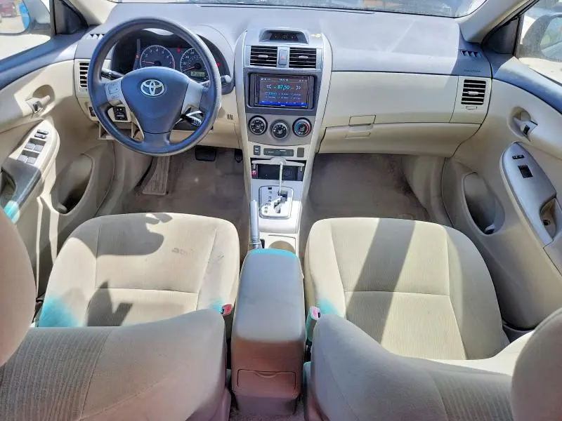 2012 TOYOTA COROLLA LE  