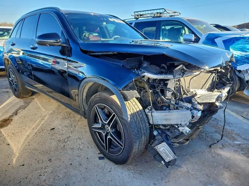 2022 MERCEDES-BENZ GLC 300 4MATIC  