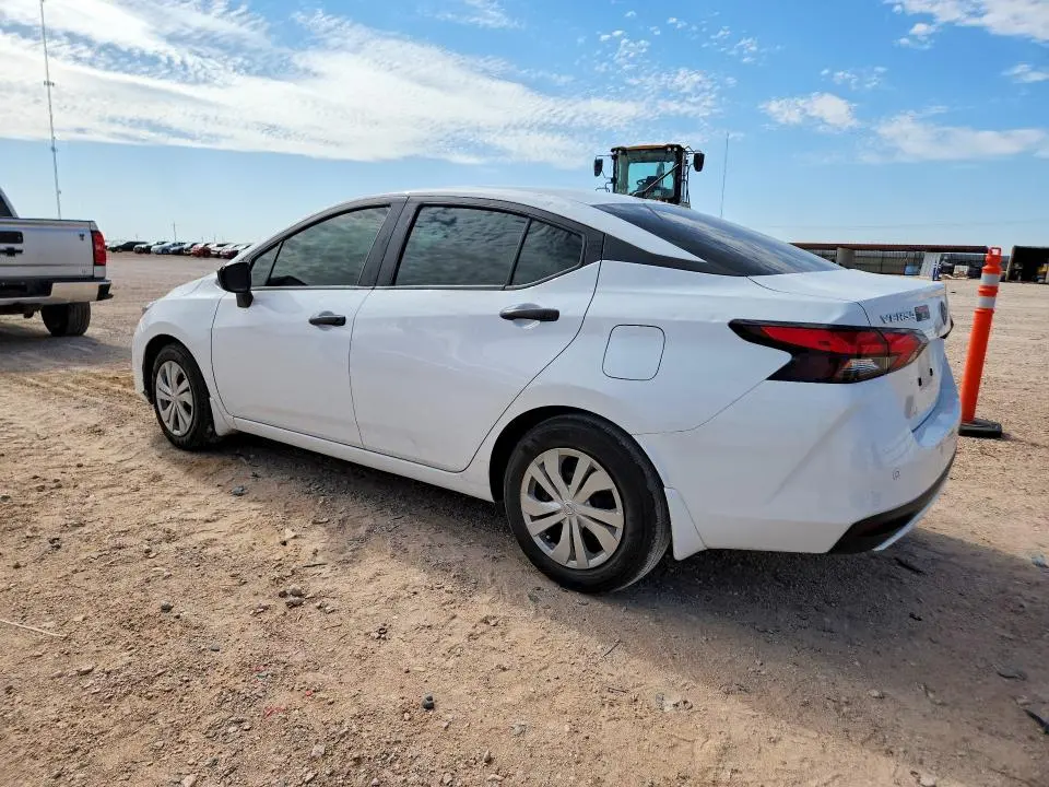2024 NISSAN VERSA S  