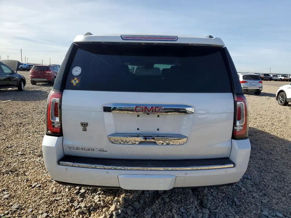 2016 GMC YUKON XL K1500 SLT  