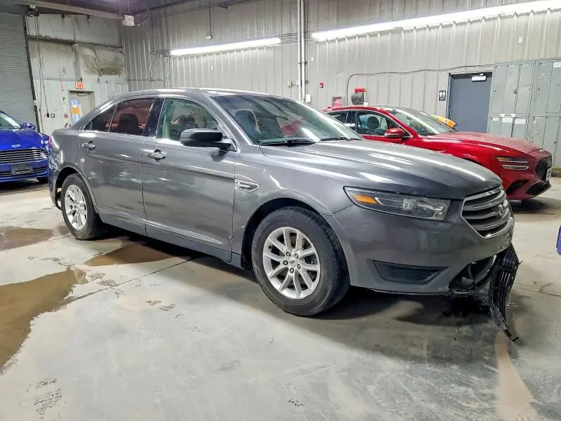 2015 FORD TAURUS SE  