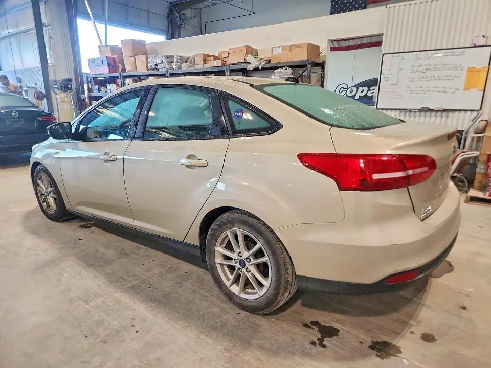 2017 FORD FOCUS SE  