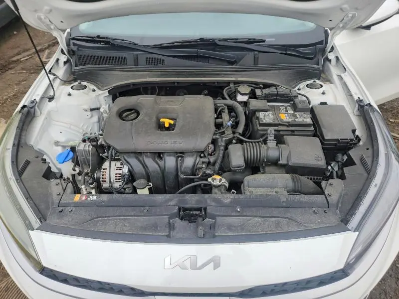 2023 KIA FORTE LXS  