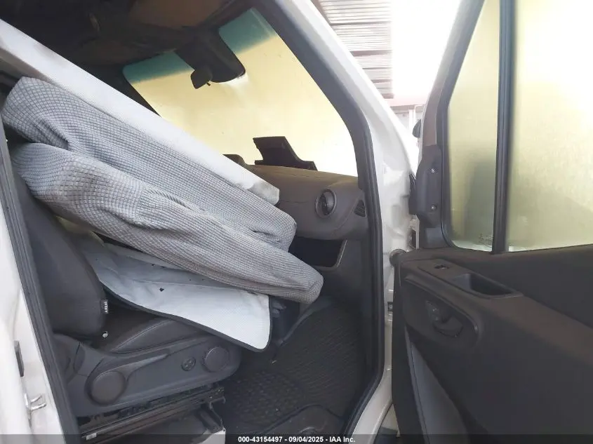 2021 MERCEDES-BENZ SPRINTER 2500 STANDARD ROOF V6