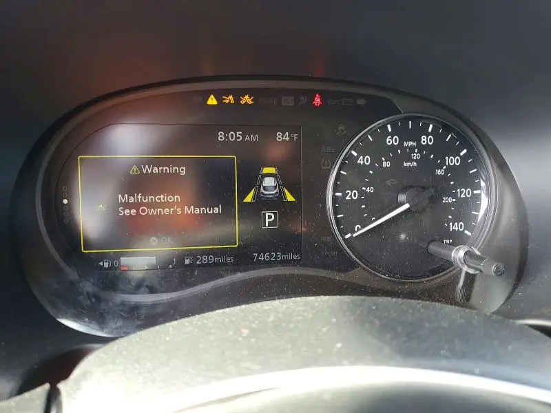 2021 NISSAN KICKS SV  