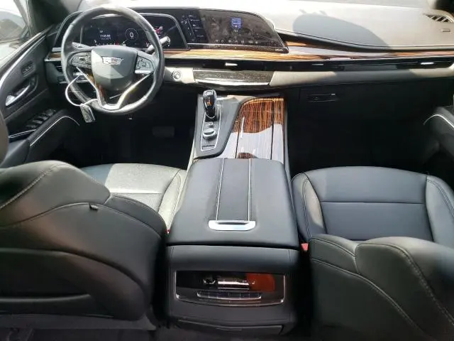 2022 CADILLAC ESCALADE LUXURY  