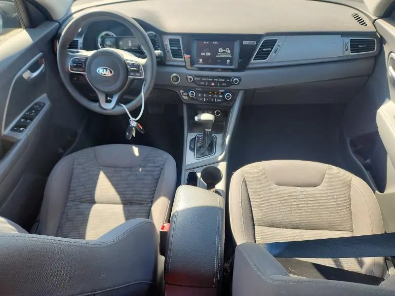 2018 KIA NIRO LX  