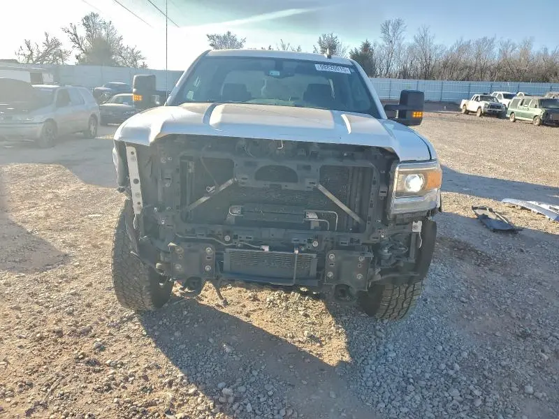 2018 GMC SIERRA K2500 SLE  