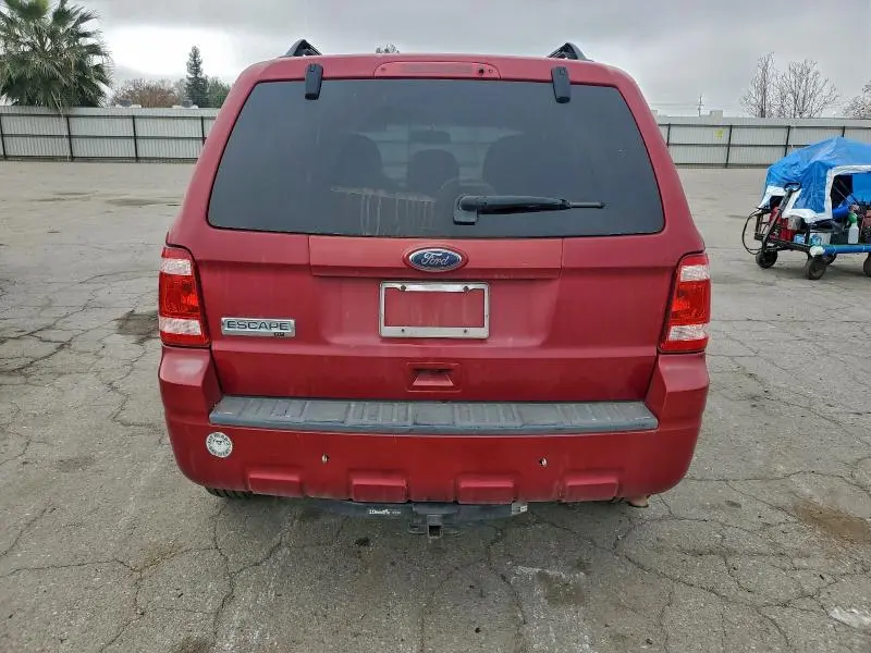 2010 FORD ESCAPE XLT  