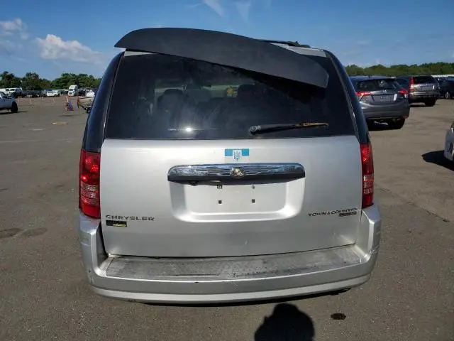 2010 CHRYSLER TOWN & COUNTRY LX  