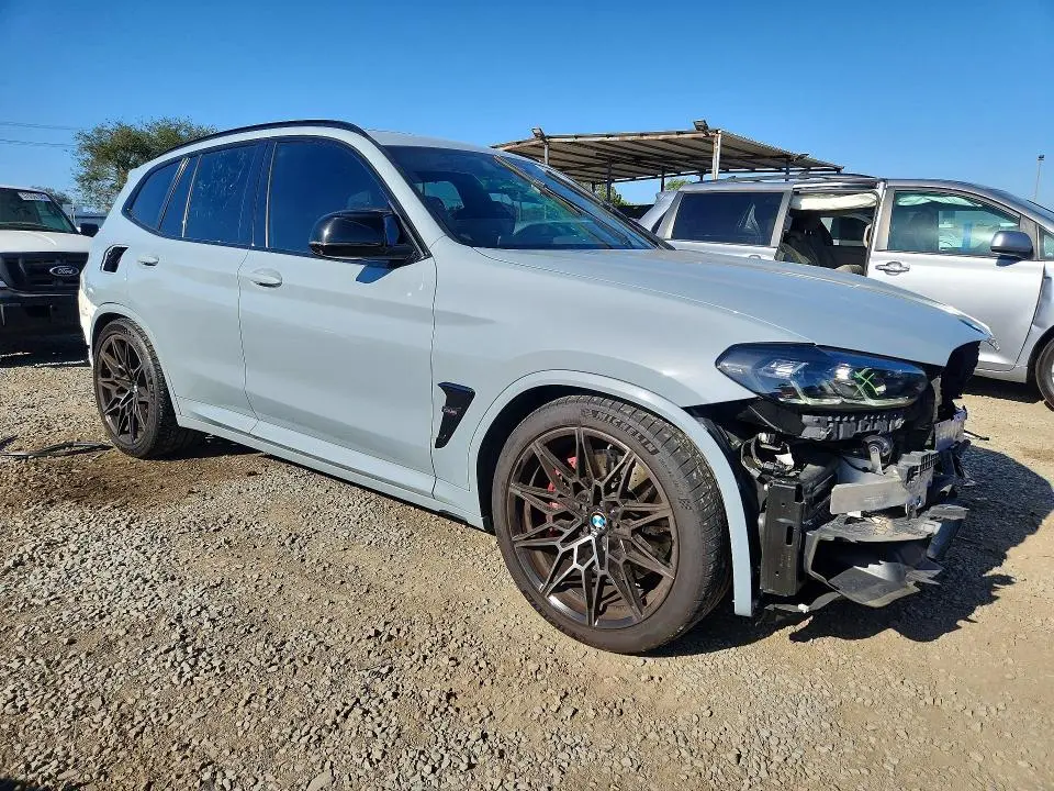 2022 BMW X3 M  