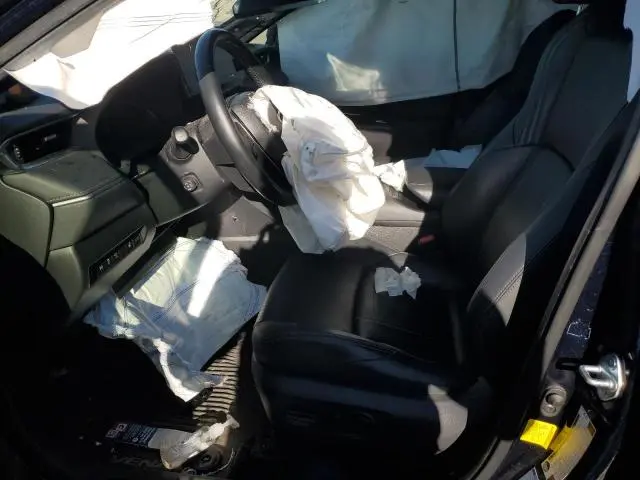 2021 TOYOTA VENZA LE  