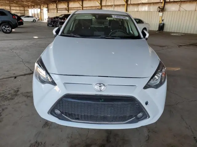 2020 TOYOTA YARIS LE  
