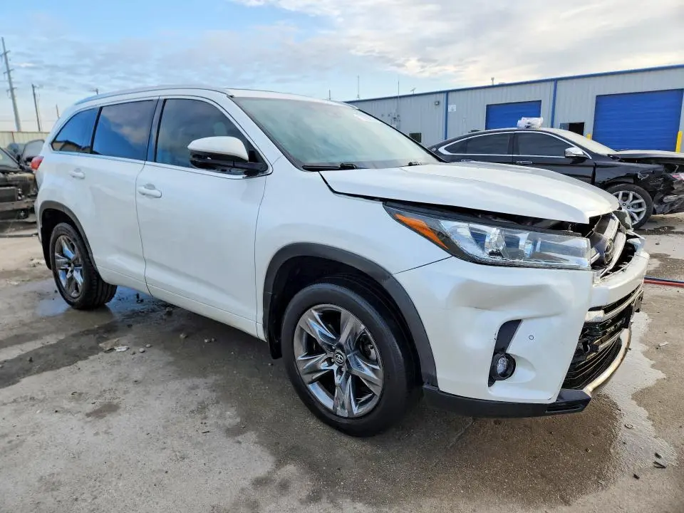 2019 TOYOTA HIGHLANDER LIMITED  