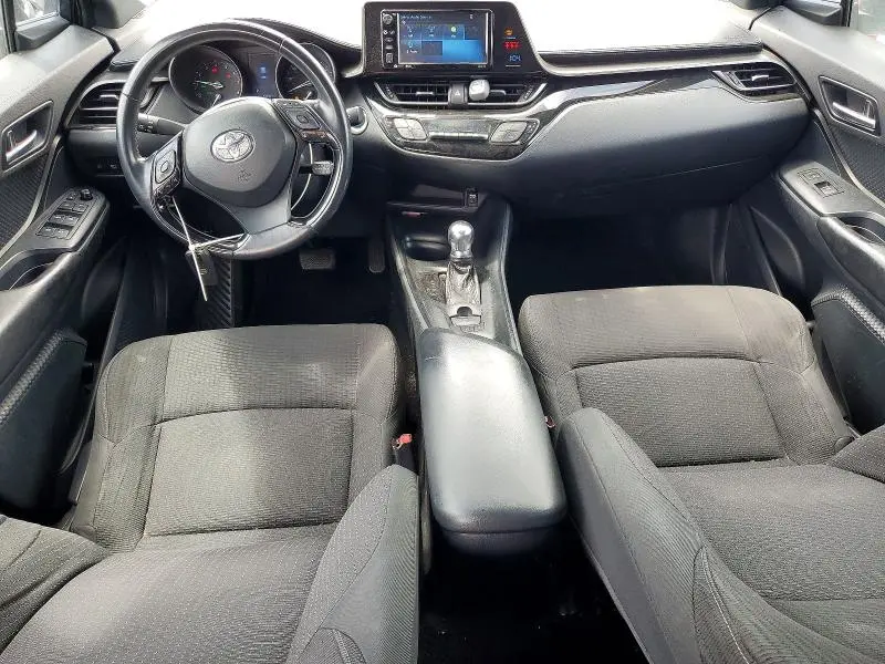 2018 TOYOTA C-HR XLE PREMIUM  