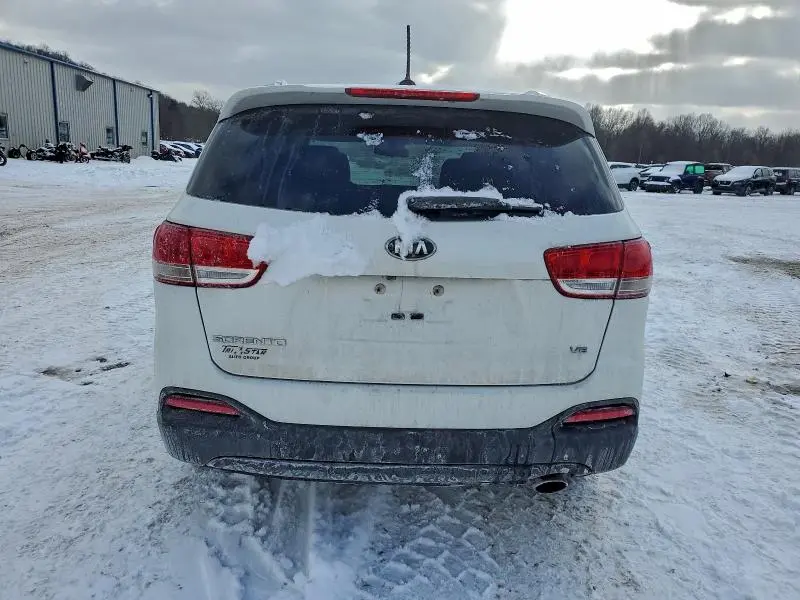 2017 KIA SORENTO LX  