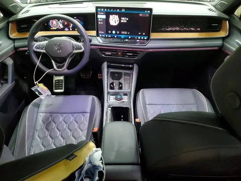 2026 VOLKSWAGEN TIGUAN SEL R-LINE TURBO  