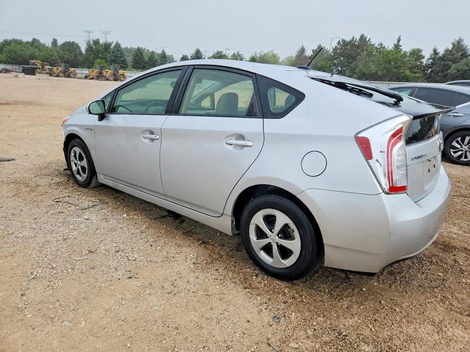 2015 TOYOTA PRIUS FOUR  