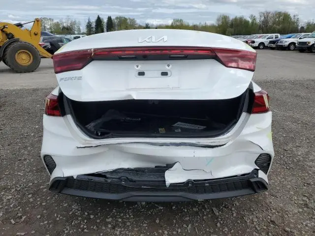 2024 KIA FORTE LX  