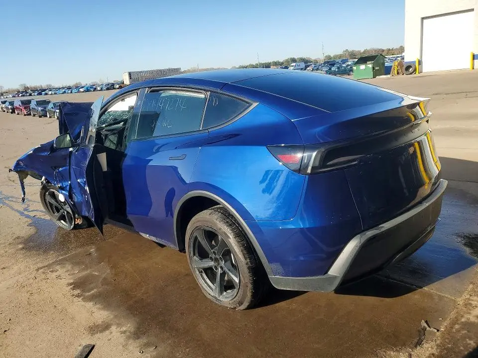 2026 TESLA MODEL Y   