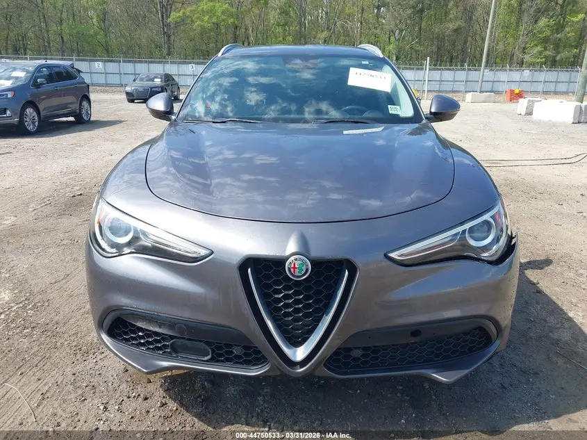 2018 ALFA ROMEO STELVIO TI AWD
