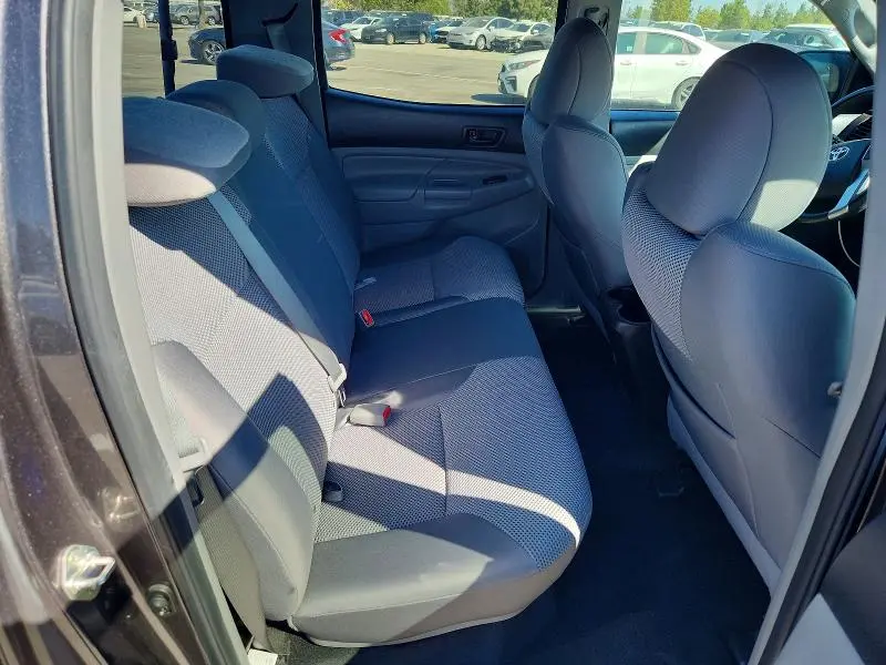 2015 TOYOTA TACOMA V6  