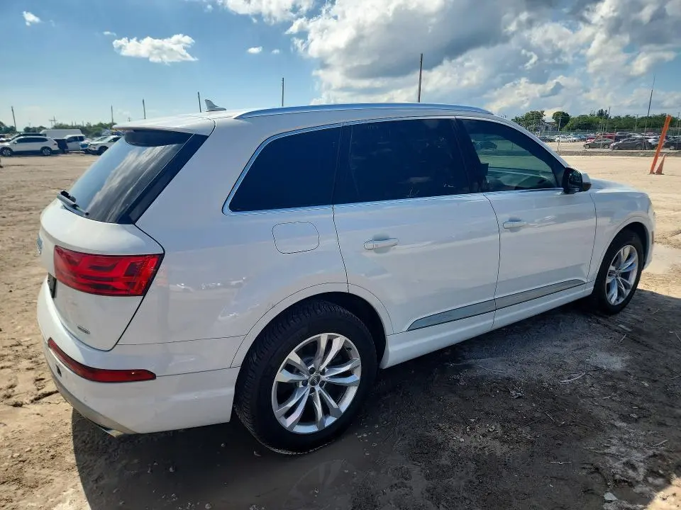 2017 AUDI Q7 PREMIUM  