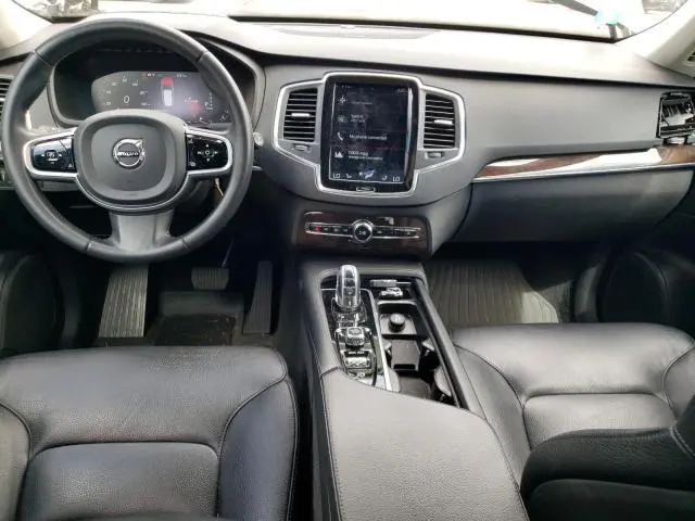 2019 VOLVO XC90 T8 MOMENTUM  